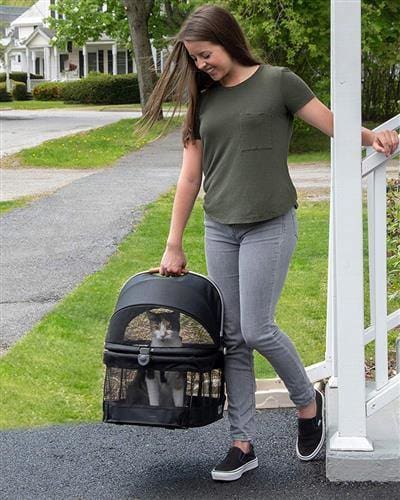 Black VIEW 360 Pet Carrier/Car Seat