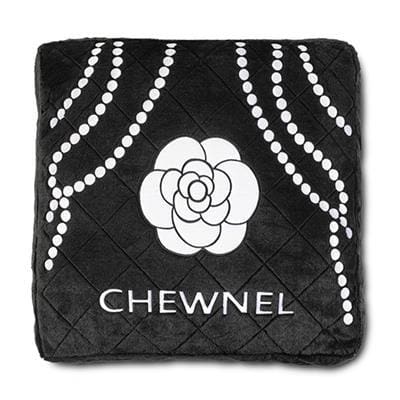 Chewnel Noir Dog Bed