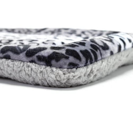 Snow Leopard Fur Pet Bed